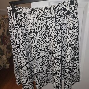Adrienne Vittadini Black and White Damask A-Line Mini Skirt